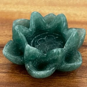 Hand Engrave Crystal Lotus 手工雕刻晶石莲花